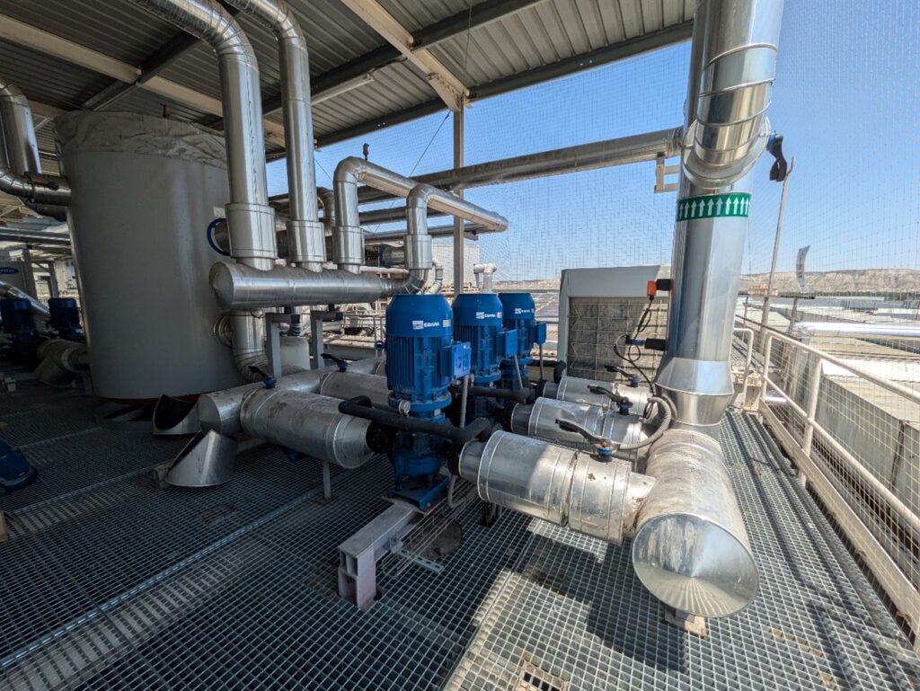 Sistema centralizado de refrigeración industrial con recuperación de calor para industria del sector alimentario en Zaragoza